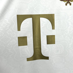 Camisa Bayern de Munique 125 anos 2025