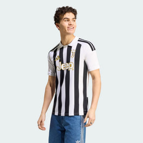 Camisa Juventus Home I 2026/27 Torcedor Masculino Adidas - Preto e branco