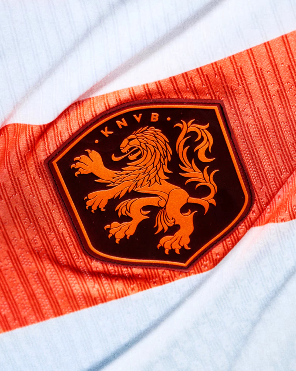 Camisa Holanda Copa do Mundo 2026 Away Jogador Masculina - Branco e Laranja