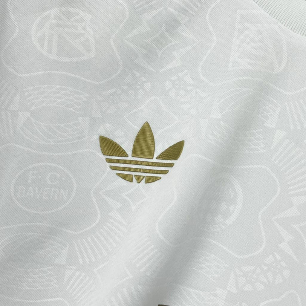 Camisa Bayern de Munique 125 anos 2025