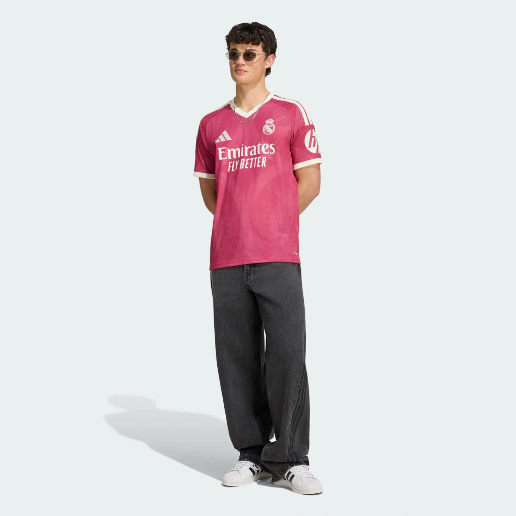 Camisa Real Madrid Third III 2026/27 Torcedor Masculino Adidas Rosa