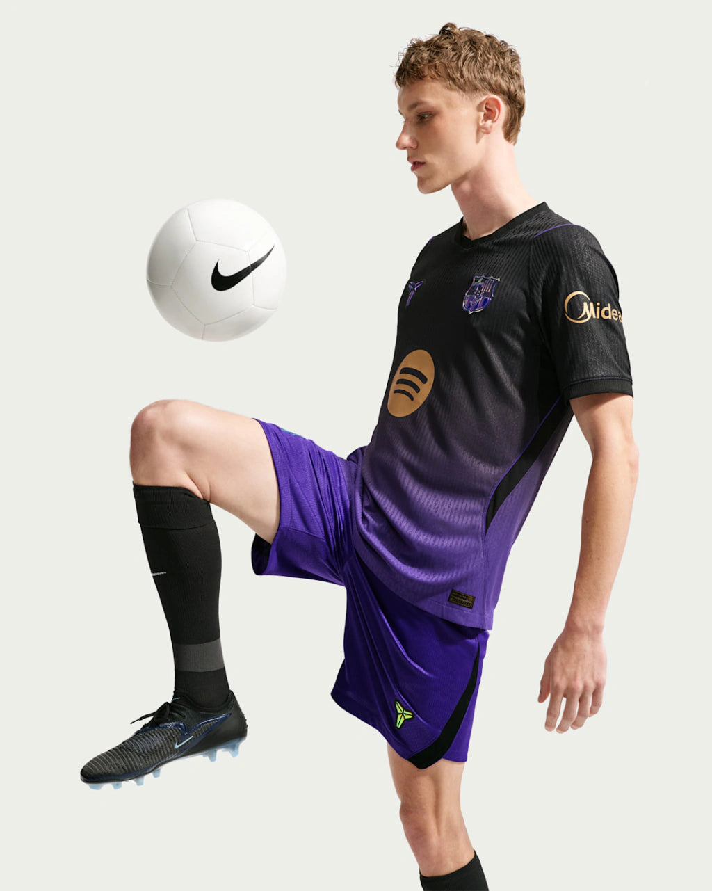 Camisa Barcelona Away II 2026/27 Jogador Masculino Nike Preto e Roxo