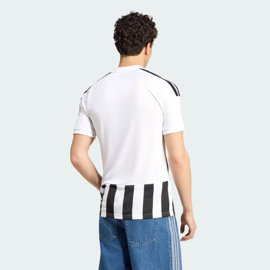Camisa Juventus Home I 2026/27 Torcedor Masculino Adidas - Preto e branco