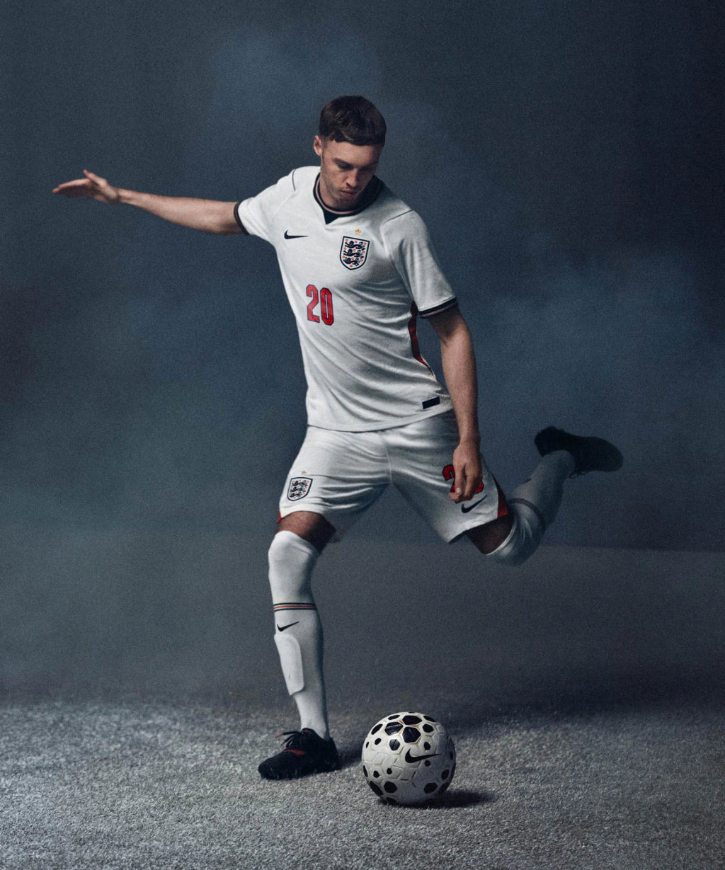 Camisa Inglaterra Copa do Mundo 2026 Home Jogador Masculina - Branca