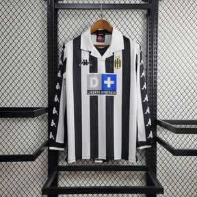 Camisa Juventus 99/00 - Versão Retro Manga Longa