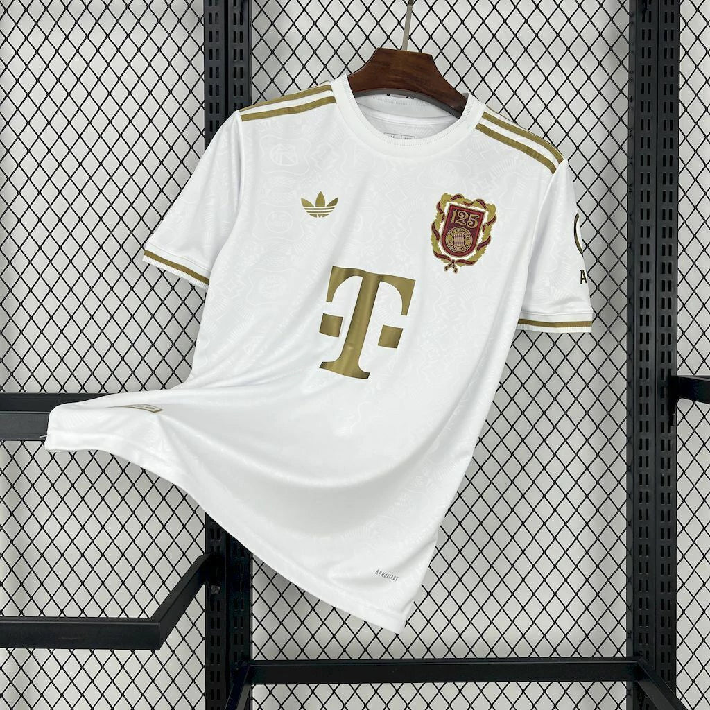 Camisa Bayern de Munique 125 anos 2025
