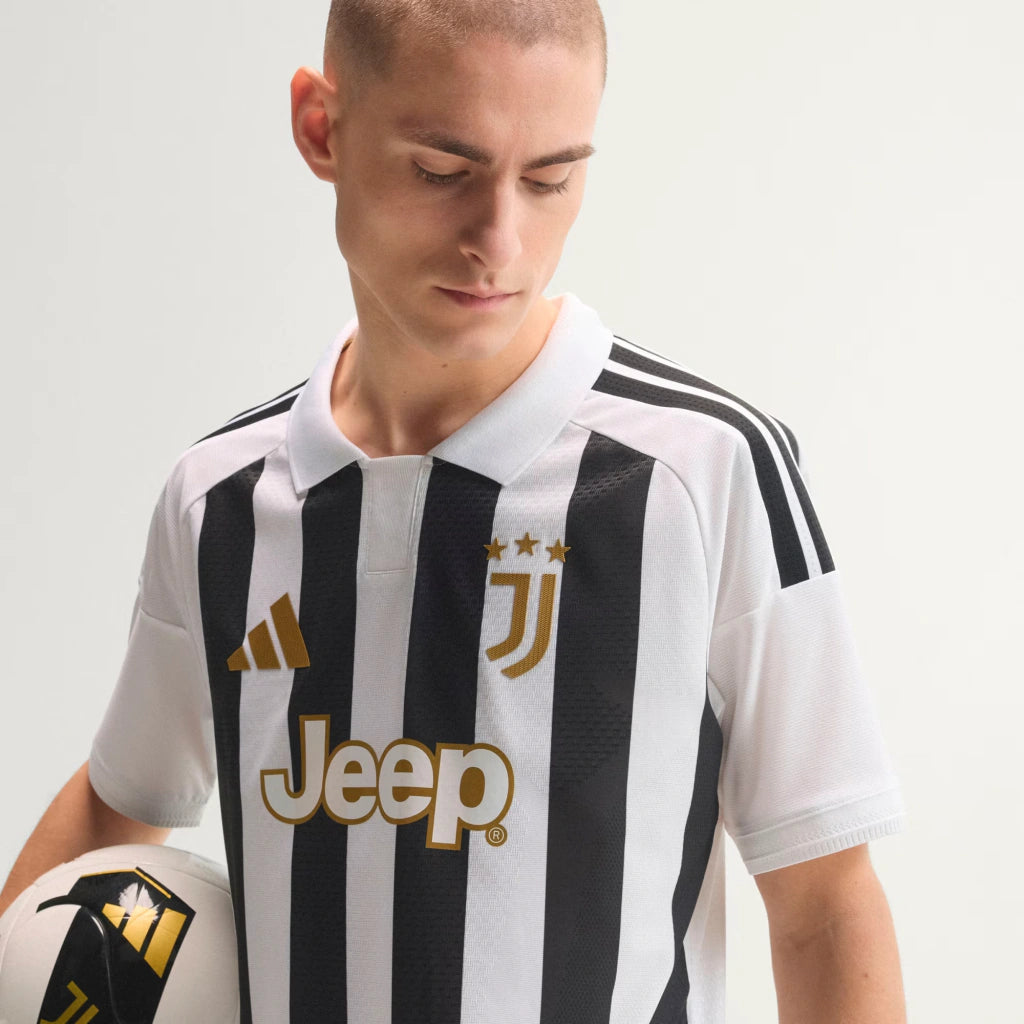 Camisa Juventus Home I 2026/27 Jogador Masculino Adidas - Preto e branco