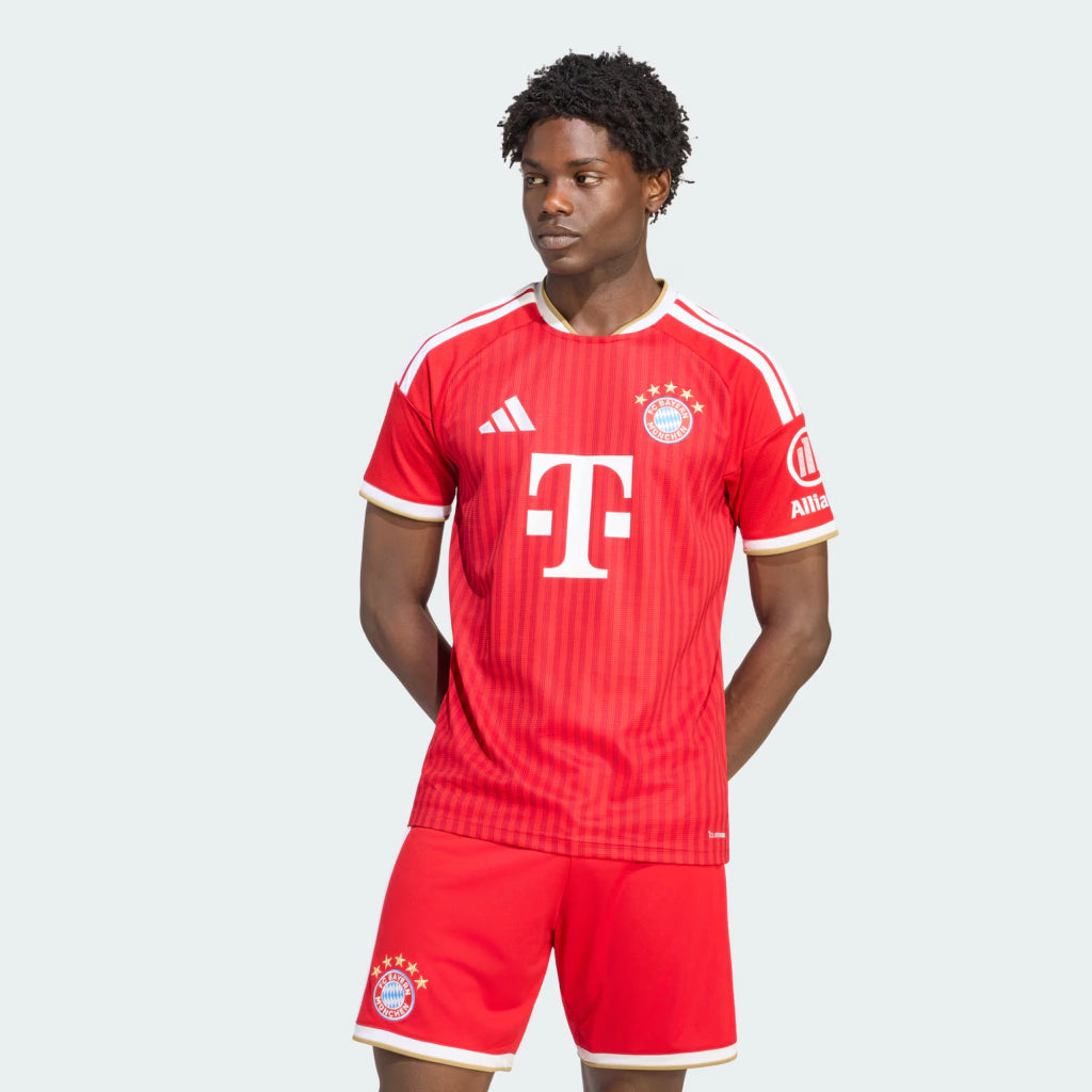 Camisa FC Bayern Home I 2026/27 Torcedor Masculino Adidas Vermelho