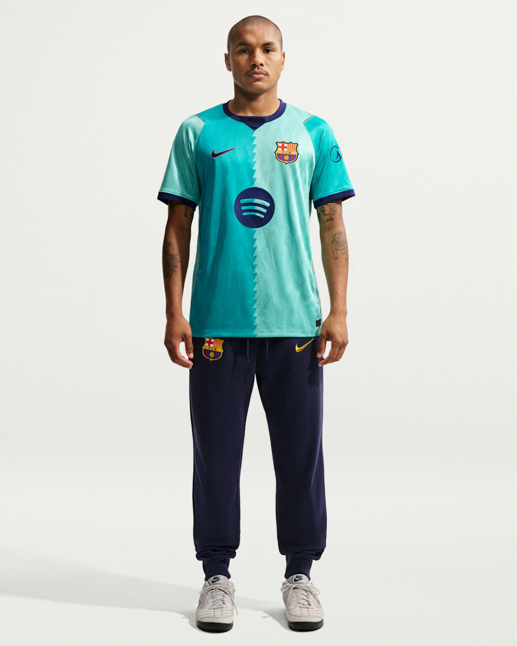 Camisa Barcelona Third III 2026/27 Torcedor Masculino Nike Azul